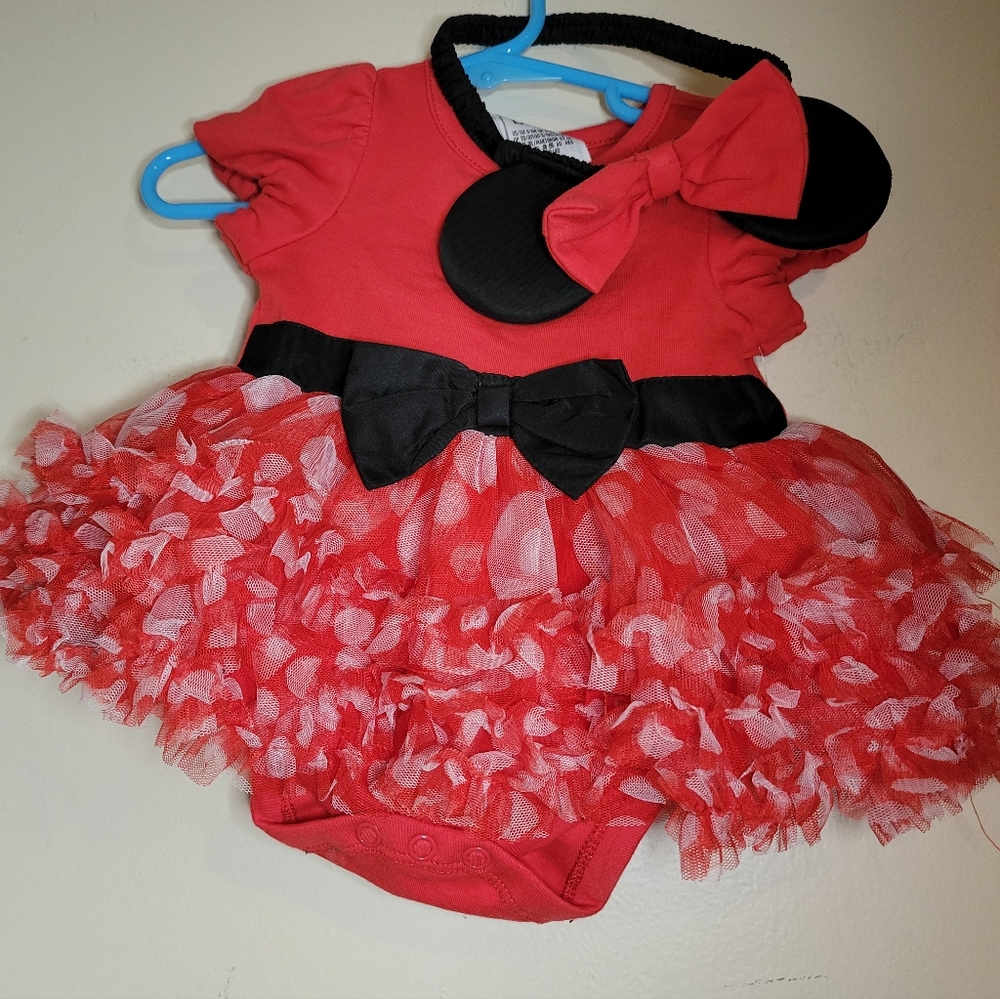 NWT baby girl minnie mouse outfit, 0 - 3 months